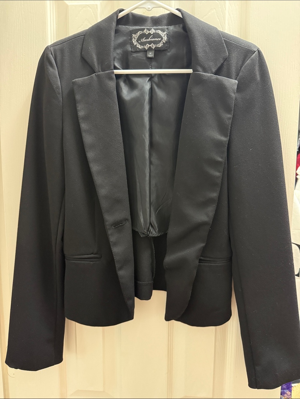 Ambiance Black Cropped Tailored Blazer